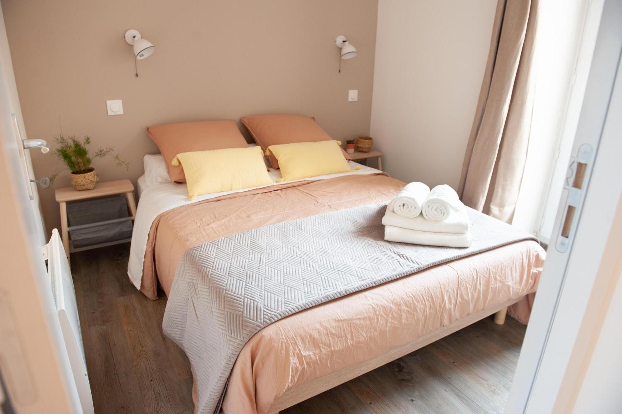 Immeuble De 3 Appartements Avec Cour Interieure Брест Экстерьер фото