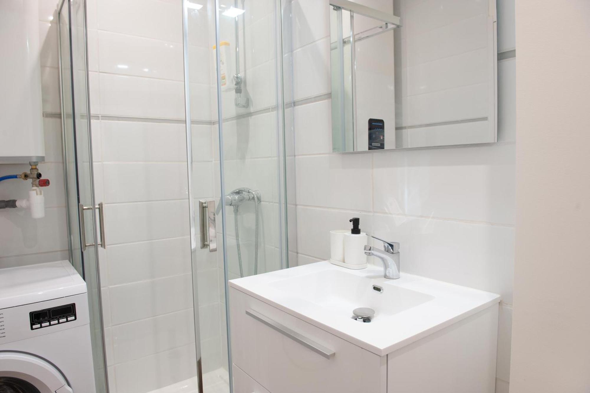 Immeuble De 3 Appartements Avec Cour Interieure Брест Номер фото